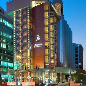 J5 – Port Saeed Hotel